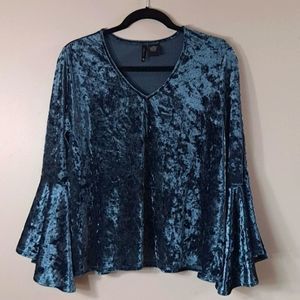 New Directions Blue Velour Bell Sleeve Top PXL